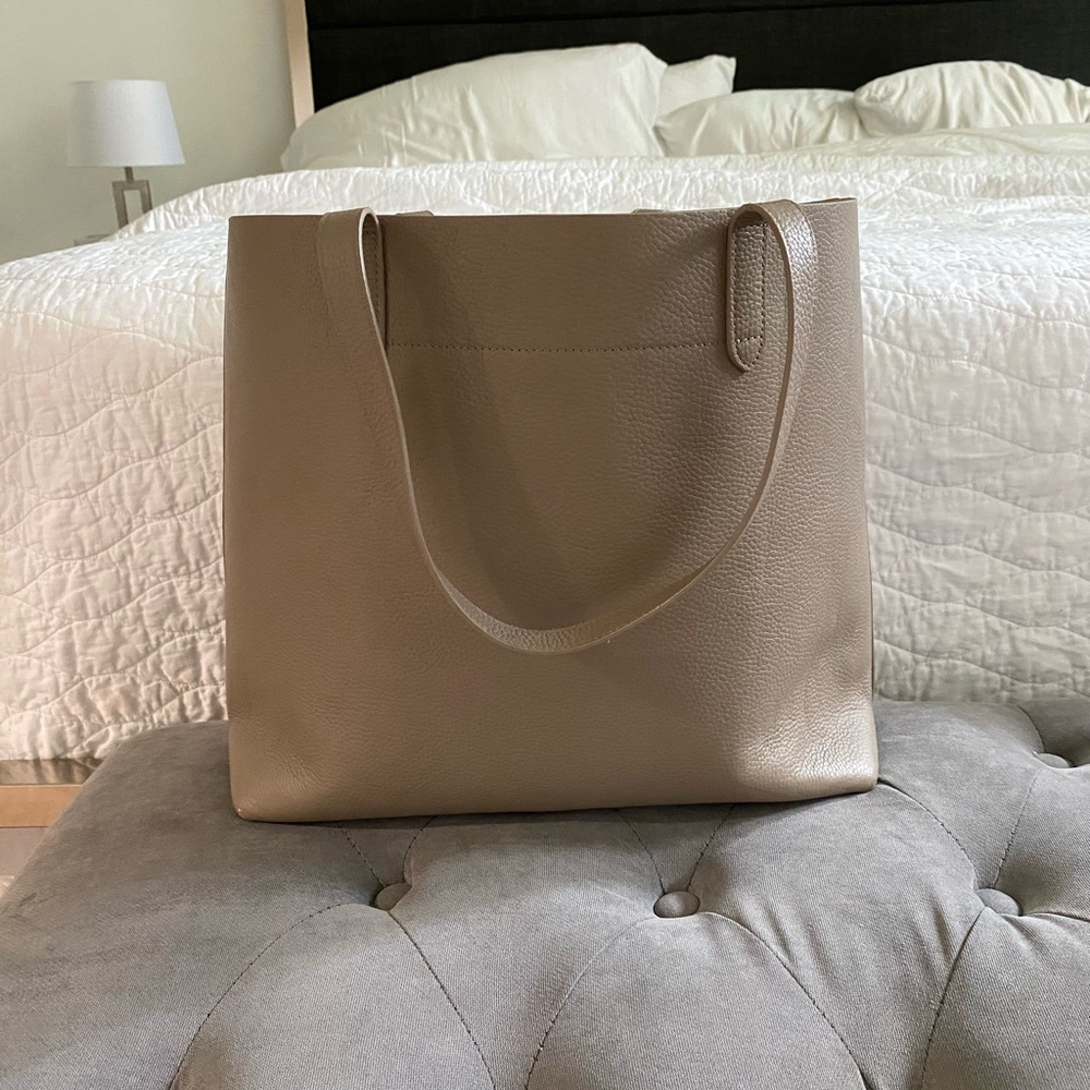 Cuyana structured tote